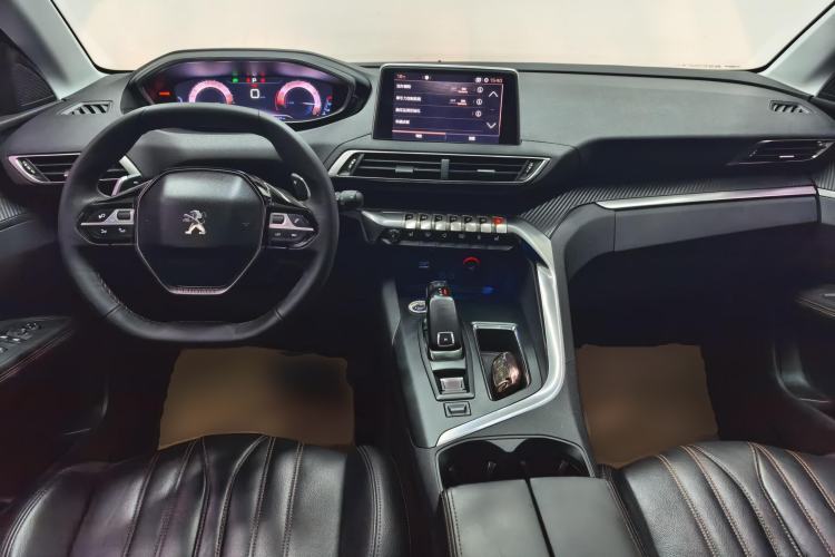 Used Peugeot 4008 2017 350THP Elite Edition Center Console