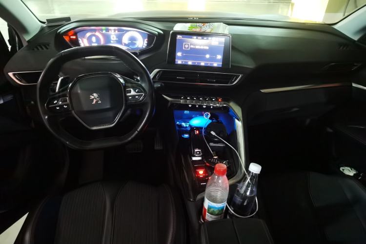 Used Peugeot 4008 2017 350THP Elite Edition Center Console