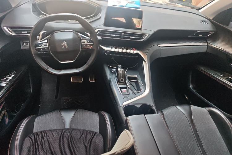 Used Peugeot 4008 2017 350THP Elite Edition Center Console