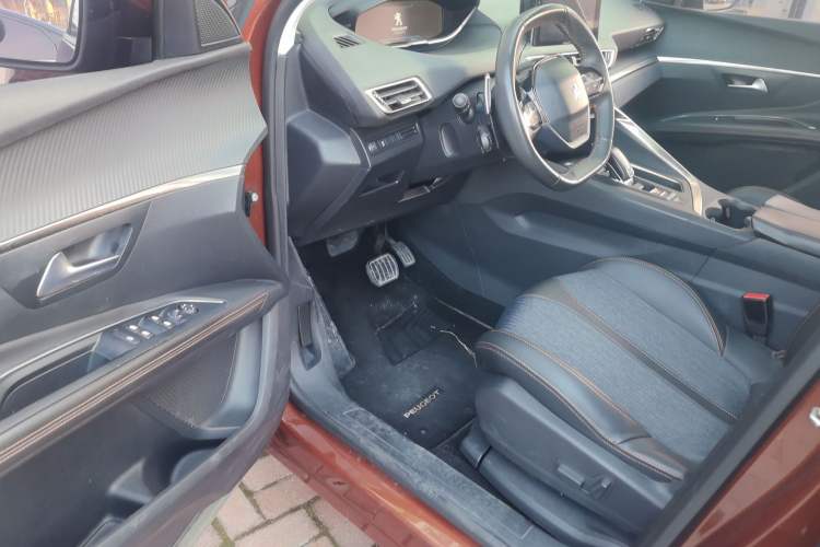 Used Peugeot 4008 2017 350THP Elite Edition Driver Seat