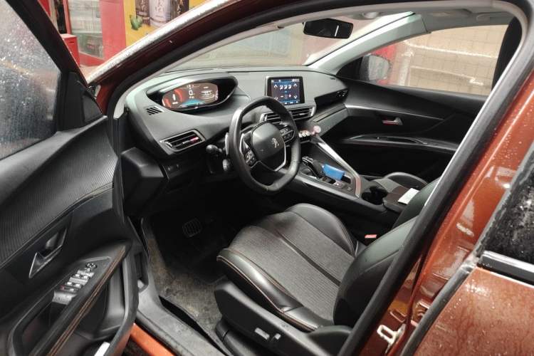 Used Peugeot 4008 2017 350THP Elite Edition Driver Seat