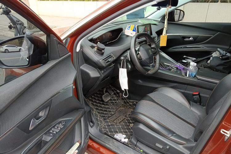 Used Peugeot 4008 2017 350THP Elite Edition Driver Seat
