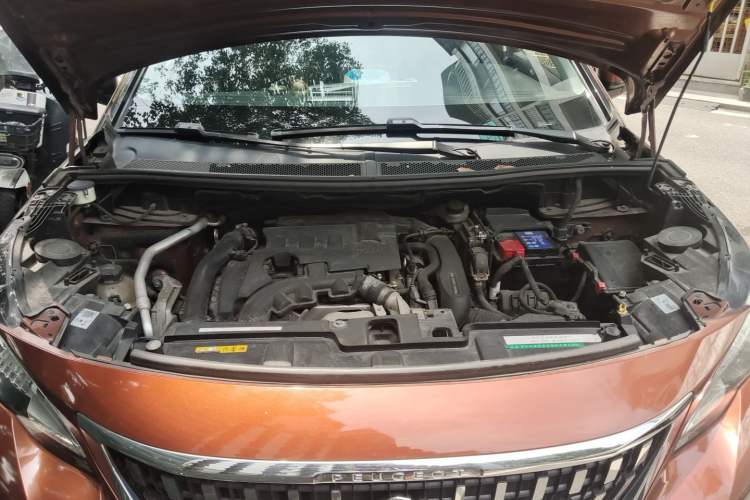 Used Peugeot 4008 2017 350THP Comfort Edition Engine Bay