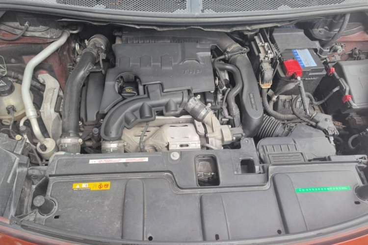 Used Peugeot 4008 2017 350THP Elite Edition Engine Bay