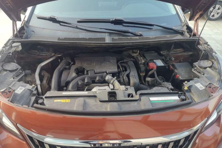 Used Peugeot 4008 2017 350THP Elite Edition Engine Bay