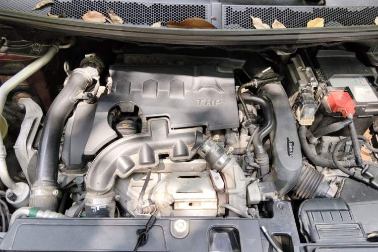 Used Peugeot 4008 2017 350THP Elite Edition Engine Bay