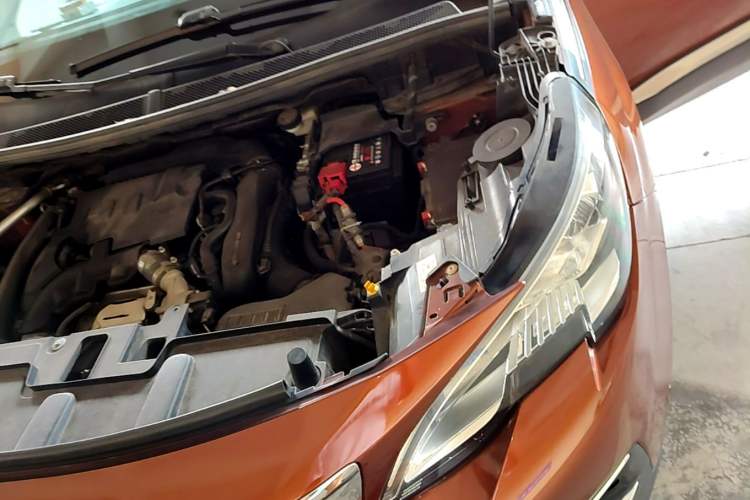 Used Peugeot 4008 2017 350THP Luxury Edition Engine Bay Left