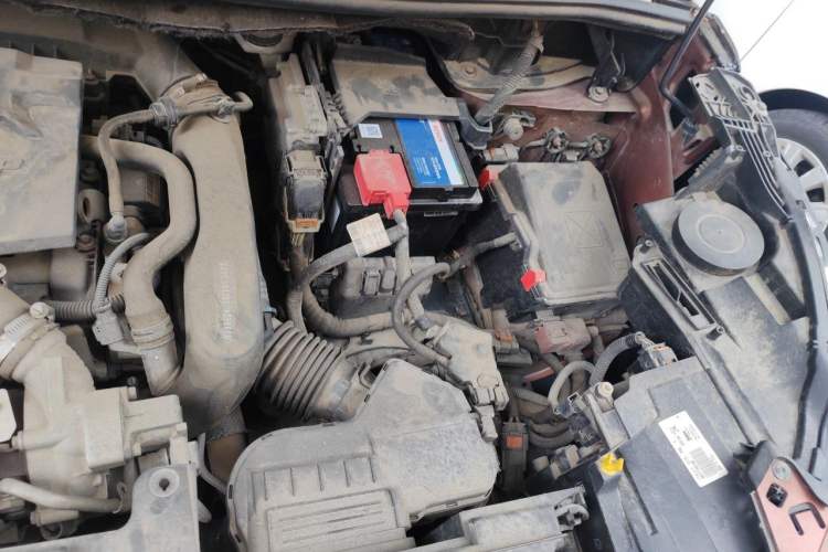 Used Peugeot 4008 2017 350THP Elite Edition Engine Bay Left
