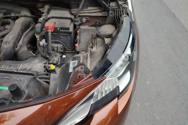 Used Peugeot 4008 2017 350THP Elite Edition Engine Bay Left