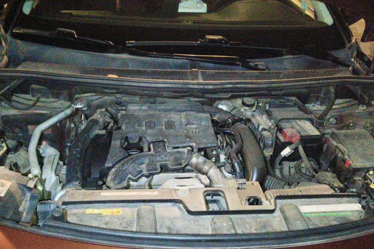Used Peugeot 4008 2017 350THP Elite Edition Engine Bay