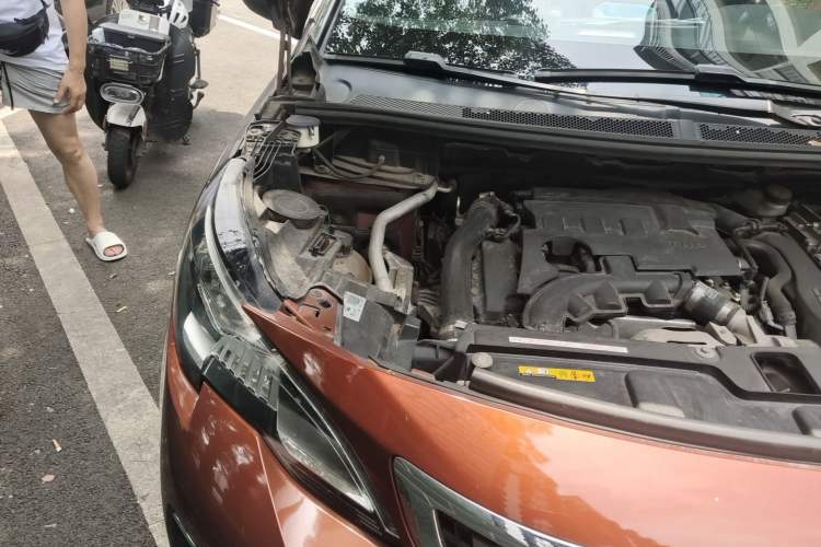 Used Peugeot 4008 2017 350THP Comfort Edition Engine Bay Right