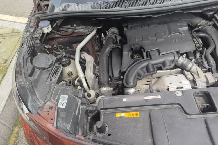 Used Peugeot 4008 2017 350THP Elite Edition Engine Bay Right