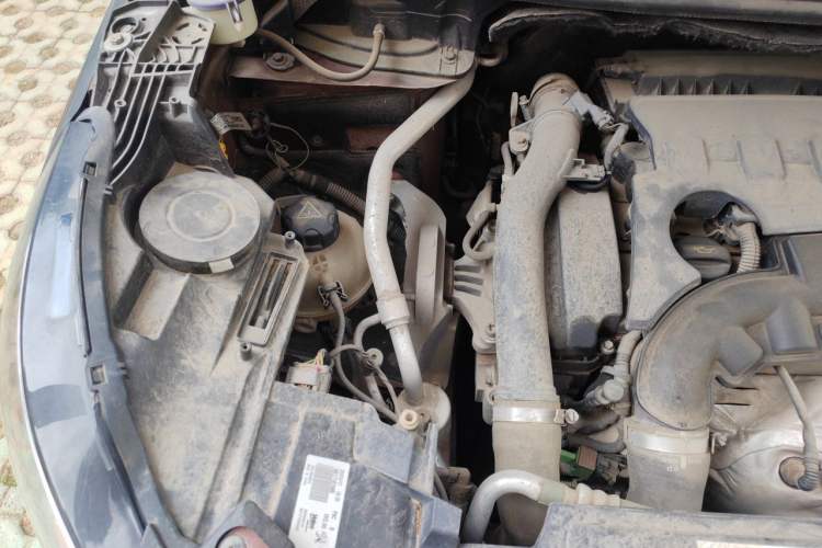 Used Peugeot 4008 2017 350THP Elite Edition Engine Bay Right