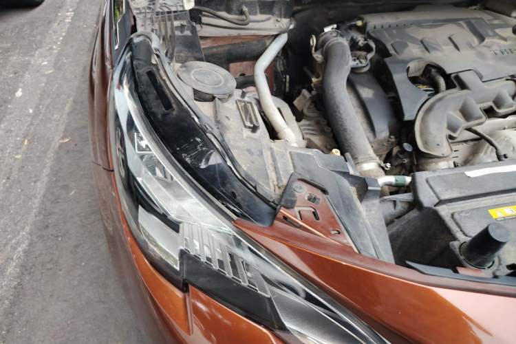 Used Peugeot 4008 2017 350THP Elite Edition Engine Bay Right