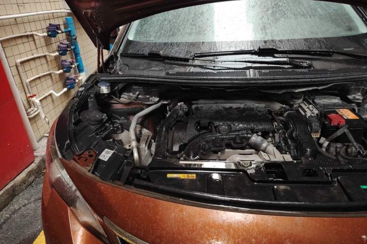 Used Peugeot 4008 2017 350THP Elite Edition Engine Bay Right