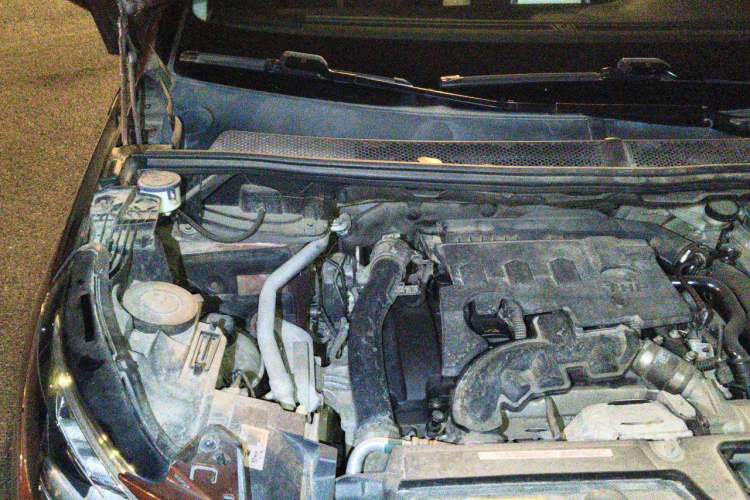 Used Peugeot 4008 2017 350THP Elite Edition Engine Bay Right