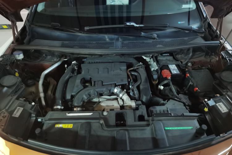 Used Peugeot 4008 2017 350THP Elite Edition Engine Bay