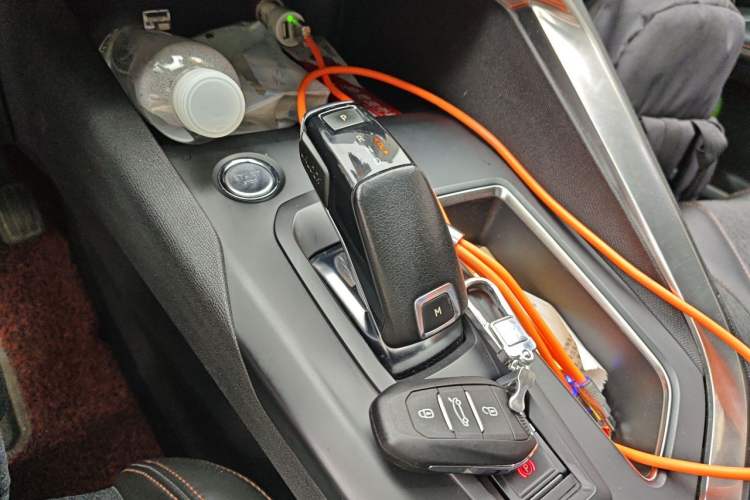 Used Peugeot 4008 2017 350THP Elite Edition Gear Lever