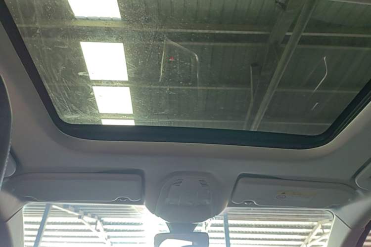 Used Peugeot 4008 2017 350THP Elite Edition Headliner