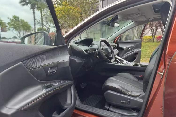 Used Peugeot 4008 2017 380THP Elite Edition Interior 1