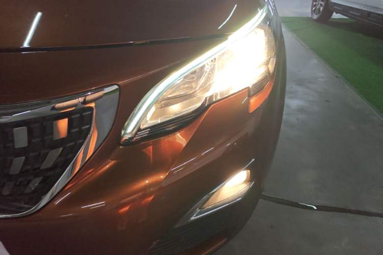 Used Peugeot 4008 2017 380THP Elite Edition Left Front Headlight