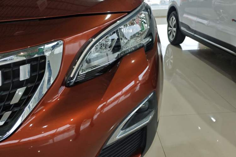 Used Peugeot 4008 2017 380THP Elite Edition Left Front Headlight