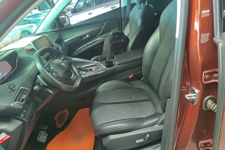 Used Peugeot 4008 2017 350THP Elite Edition Left Front Seat