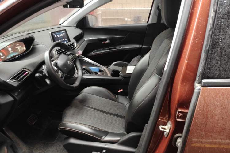 Used Peugeot 4008 2017 350THP Elite Edition Left Front Seat