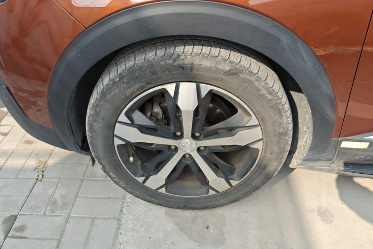 Used Peugeot 4008 2017 350THP Luxury Edition Left Front Wheel Hub