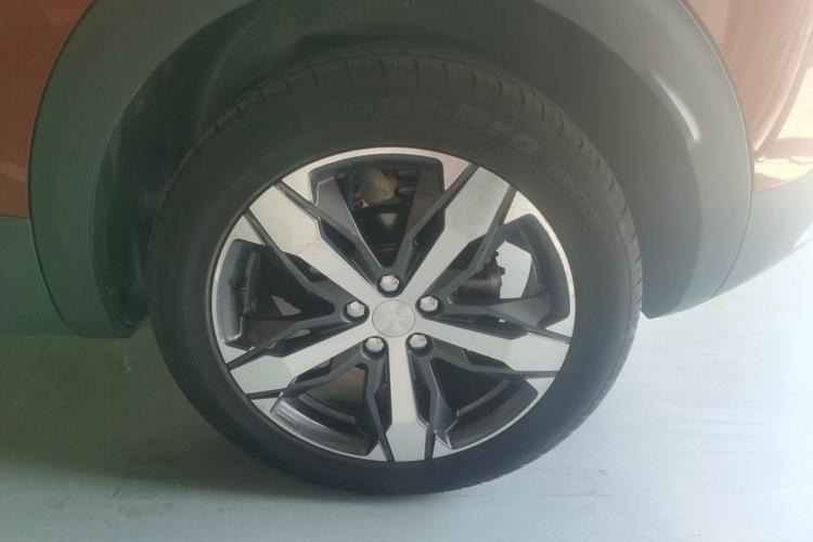 Used Peugeot 4008 2017 350THP Elite Edition Left Rear Wheel Hub