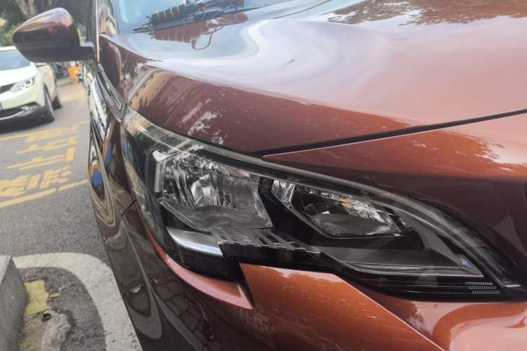 Used Peugeot 4008 2017 350THP Elite Edition Right Front Headlight