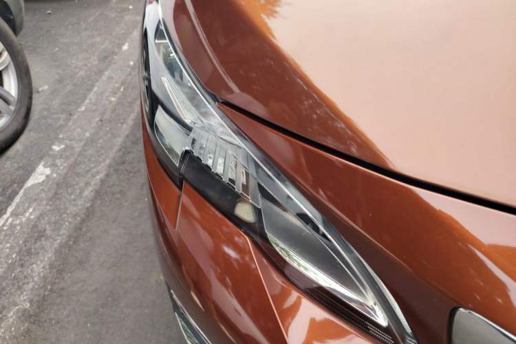Used Peugeot 4008 2017 350THP Elite Edition Right Front Headlight
