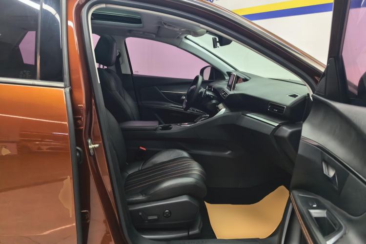 Used Peugeot 4008 2017 350THP Elite Edition Right Front Seat