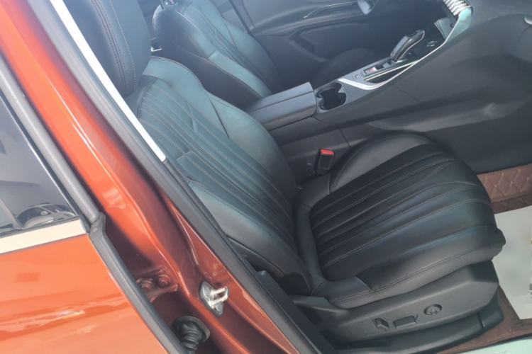 Used Peugeot 4008 2017 350THP Luxury Edition Right Front Seat