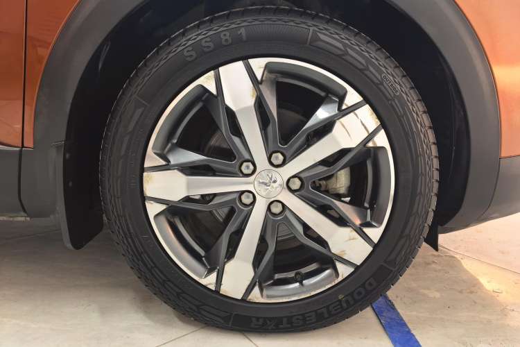 Used Peugeot 4008 2017 350THP Elite Edition Right Front Wheel Hub