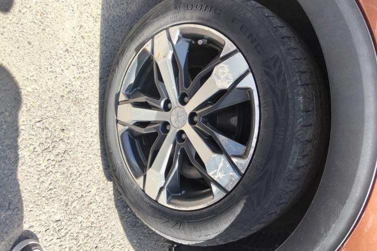 Used Peugeot 4008 2017 350THP Elite Edition Right Front Wheel Hub