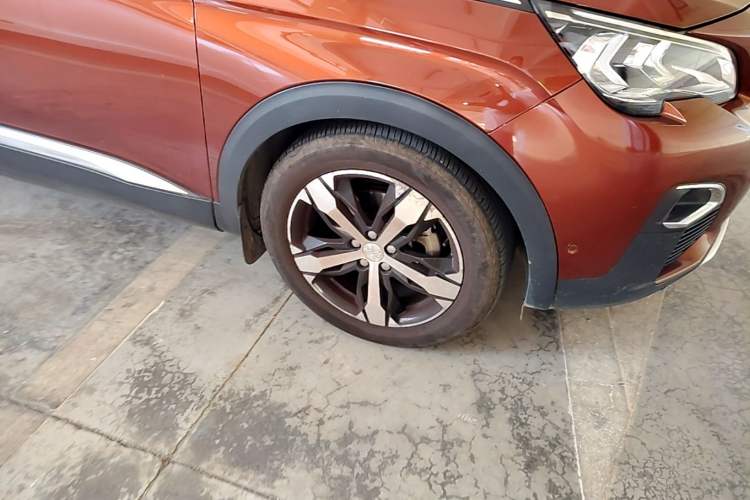 Used Peugeot 4008 2017 350THP Luxury Edition Right Front Wheel Hub