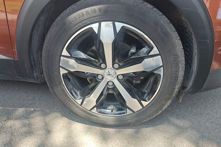 Used Peugeot 4008 2017 350THP Luxury Edition Right Front Wheel Hub