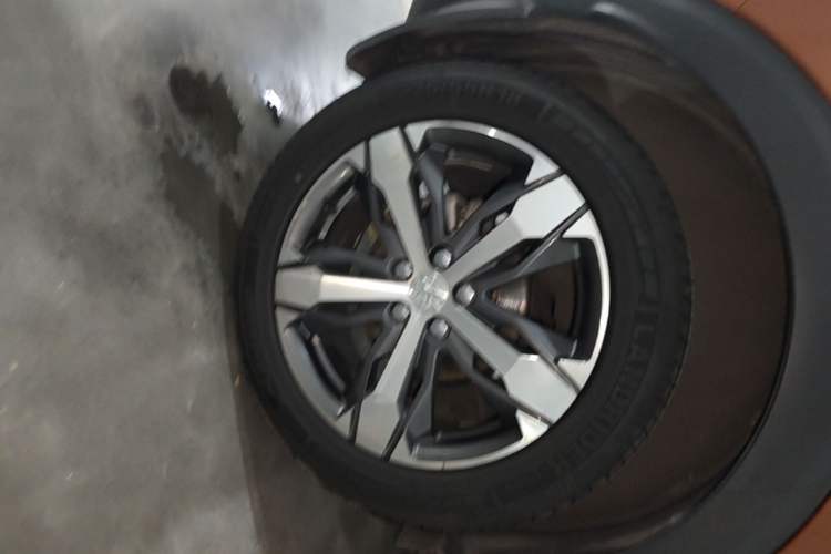 Used Peugeot 4008 2017 380THP Elite Edition Right Rear Wheel Hub