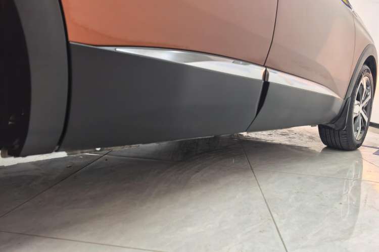 Used Peugeot 4008 2017 350THP Elite Edition Right Side Sill