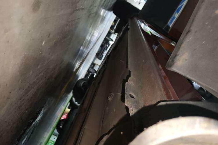 Used Peugeot 4008 2017 380THP Elite Edition Right Side Sill