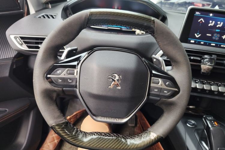 Used Peugeot 4008 2017 350THP Elite Edition Steering Wheel