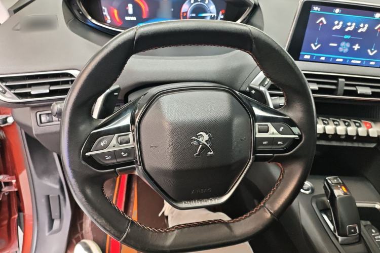 Used Peugeot 4008 2017 350THP Elite Edition Steering Wheel