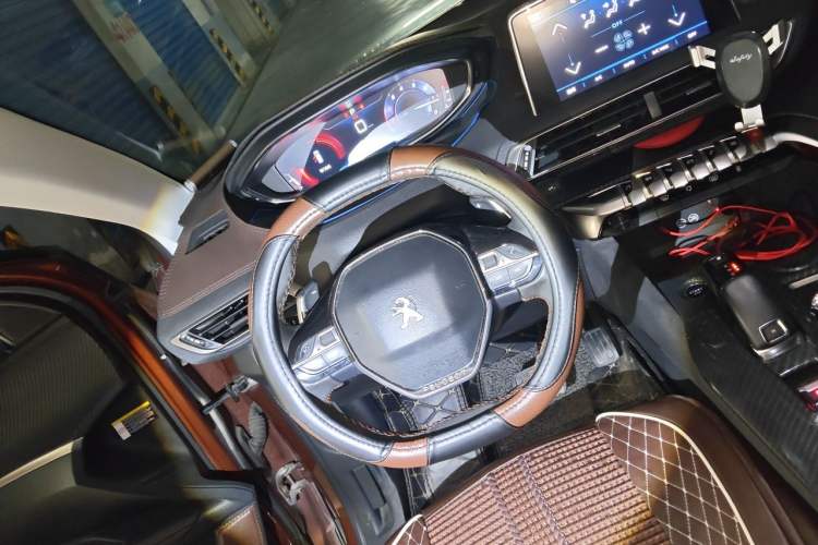 Used Peugeot 4008 2017 350THP Elite Edition Steering Wheel