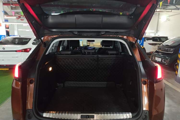 Used Peugeot 4008 2017 380THP Elite Edition Trunk