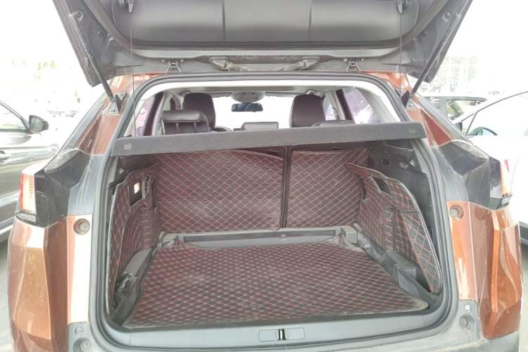Used Peugeot 4008 2017 350THP Elite Edition Trunk