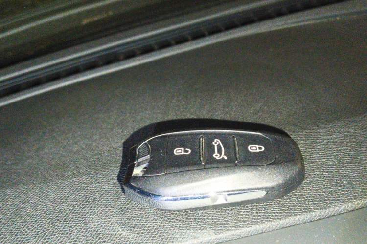 Used Peugeot 4008 2017 350THP Elite Edition Vehicle Key