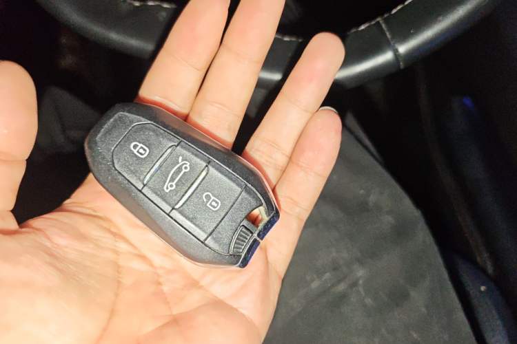 Used Peugeot 4008 2017 350THP Luxury Edition Vehicle Key
