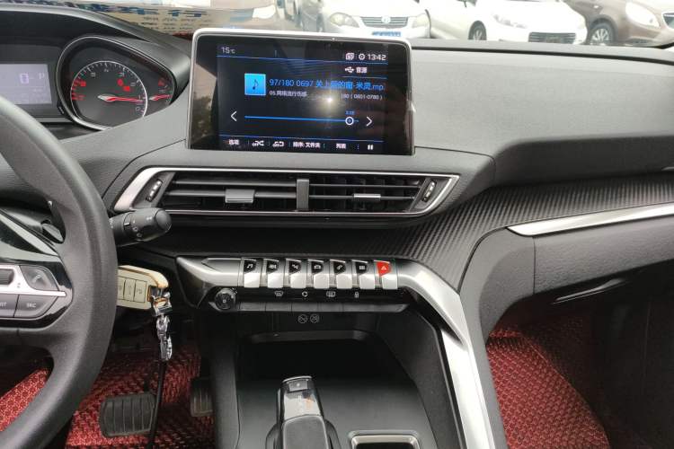 Used Peugeot 4008 2018 350THP Comfort Edition Audio And AC Panel