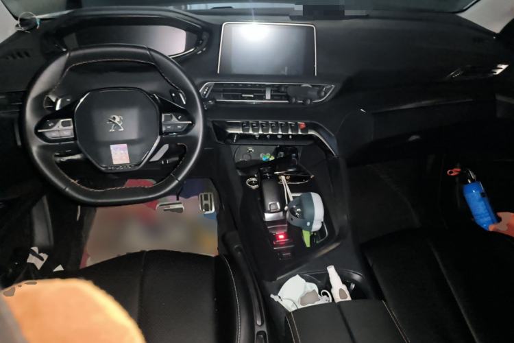 Used Peugeot 4008 2018 350THP Elite Edition Center Console
